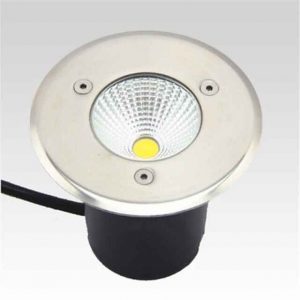 Den-san-vuon-COB-10W-LED-am-dat-anh01