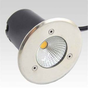 Den-san-vuon-COB-10W-LED-am-dat-anh03